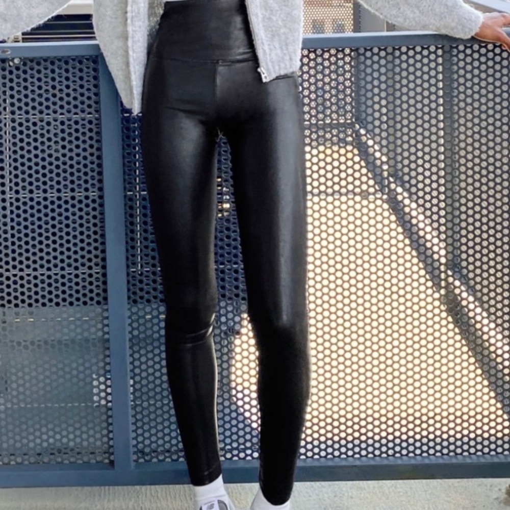 Artizia Wilfred Daria Black Leather Pants Size S